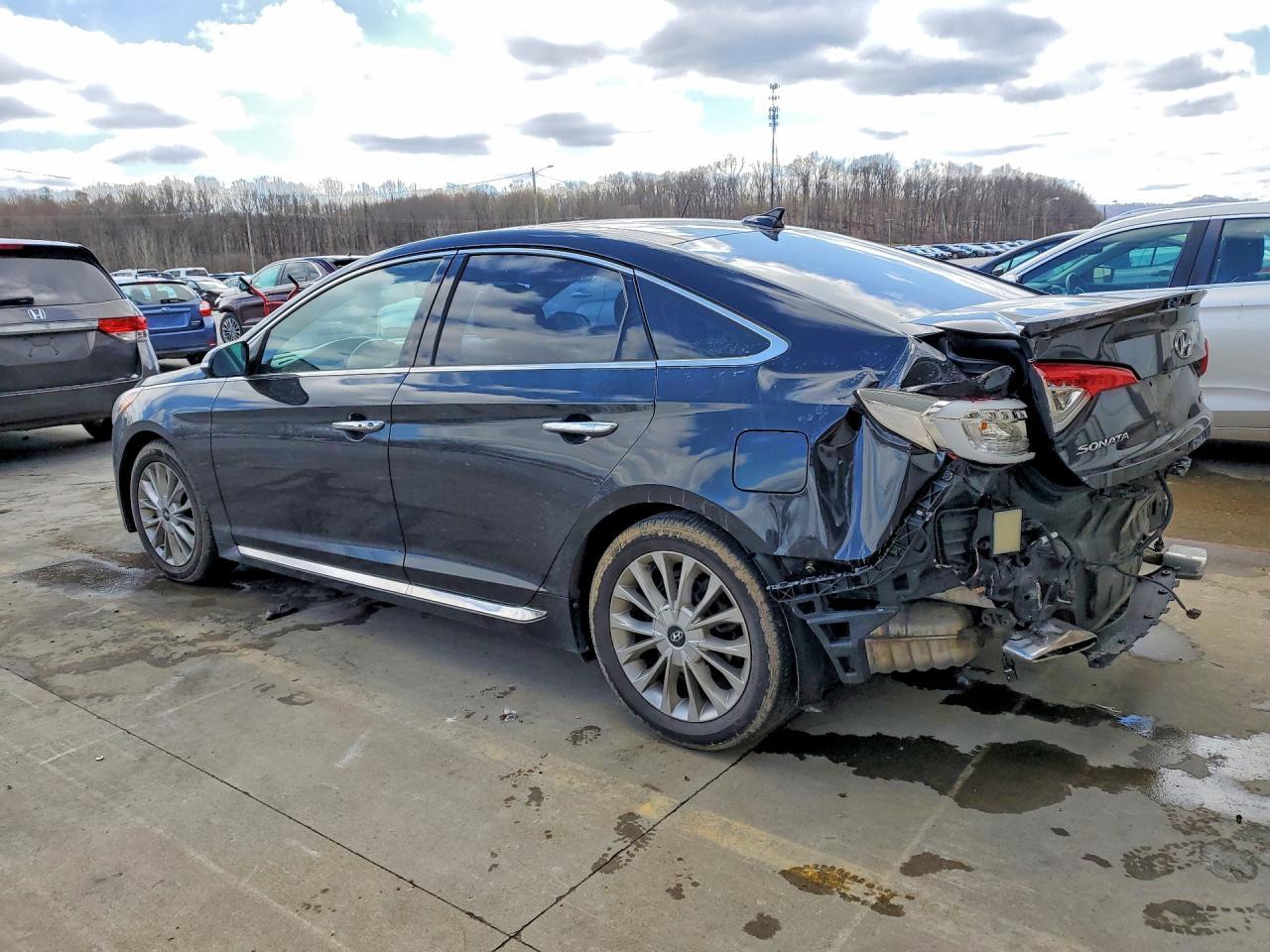2015 HYUNDAI SONATA