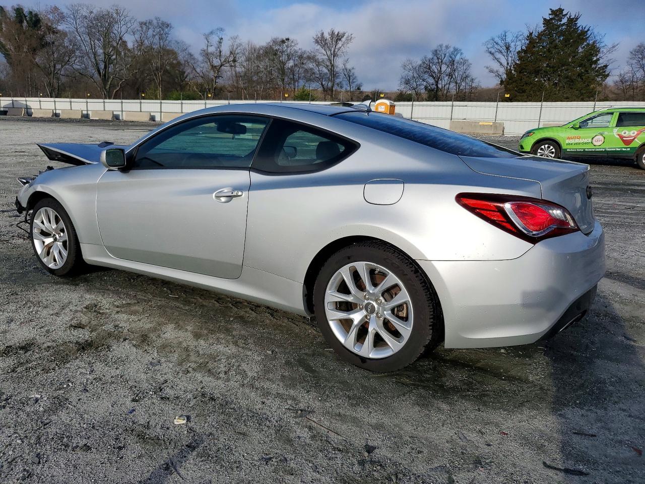 2013 HYUNDAI GENESIS