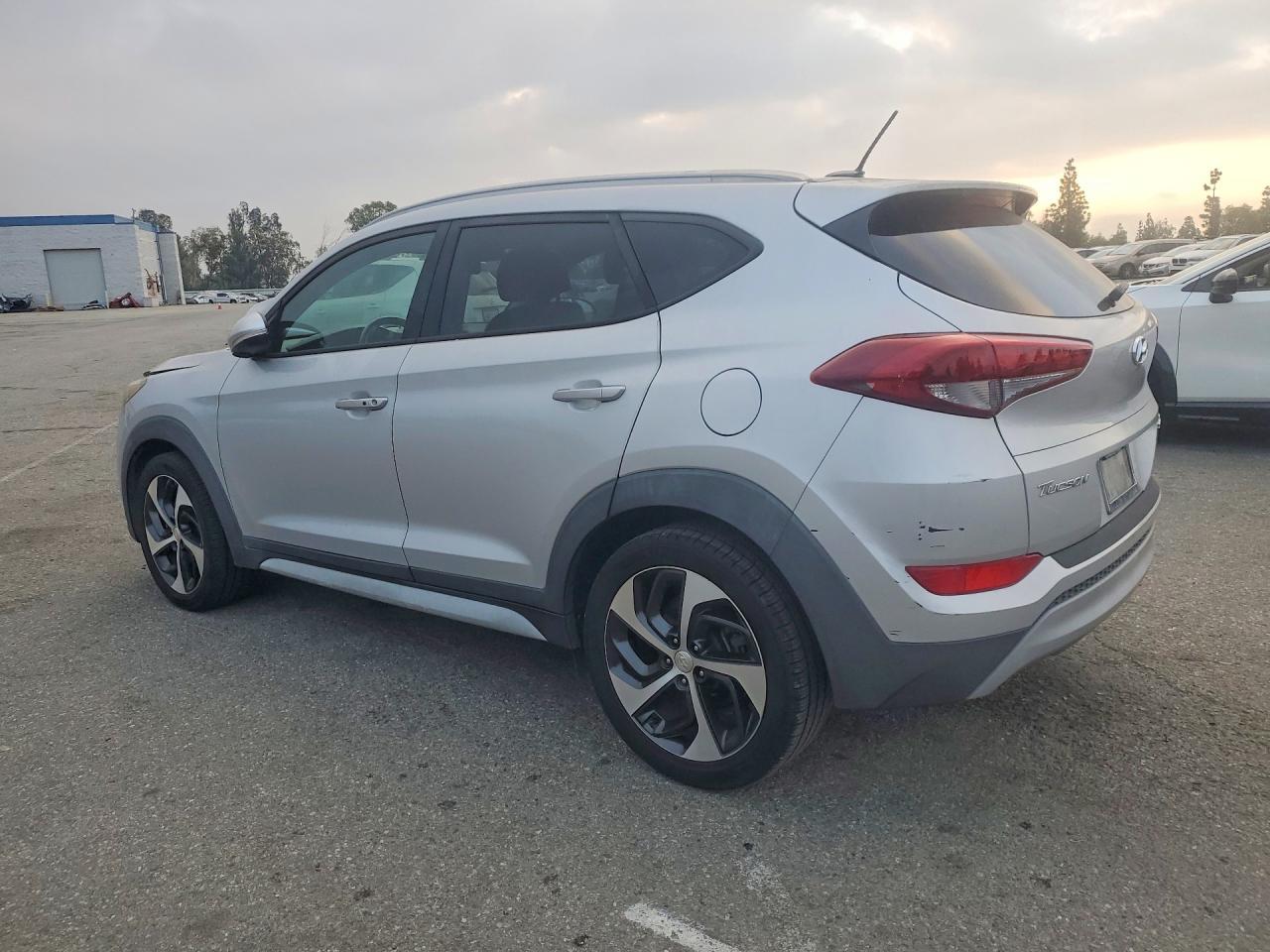 2017 HYUNDAI TUCSON
