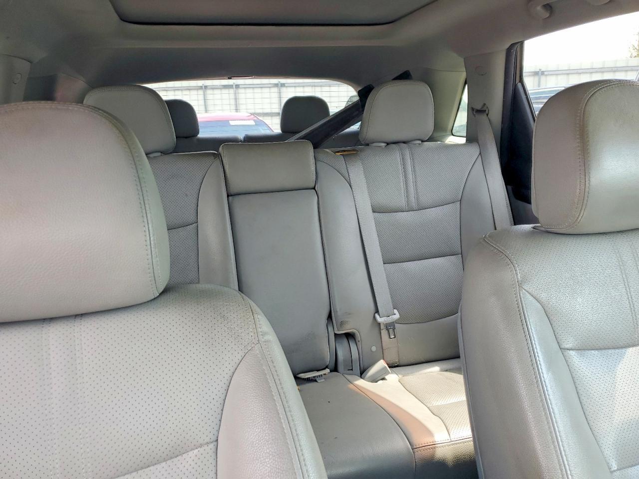 2011 KIA SORENTO