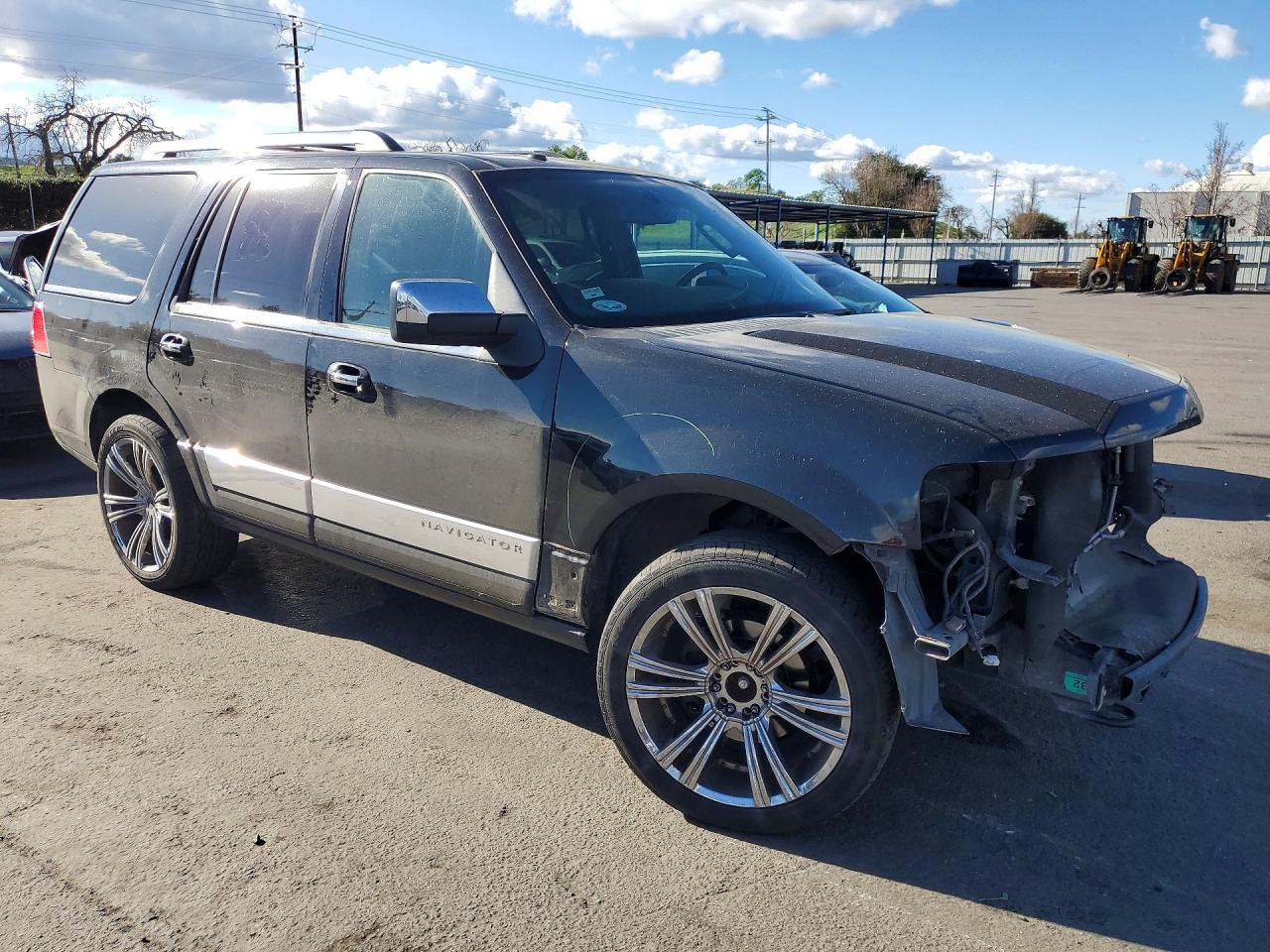 2013 LINCOLN Navigator