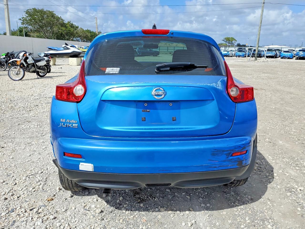 2011 NISSAN Juke