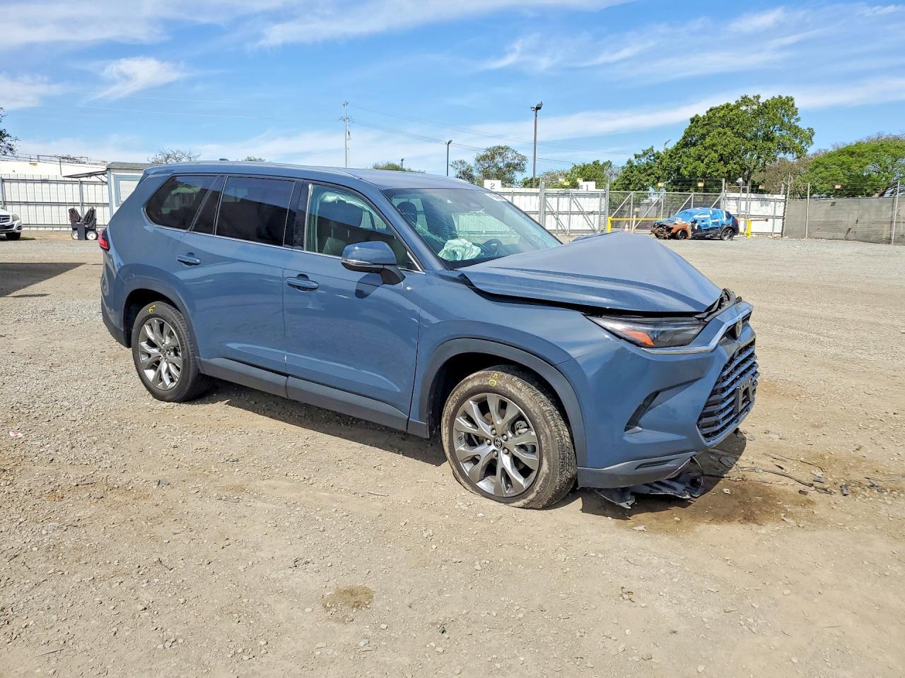 2024 TOYOTA HIGHLANDER