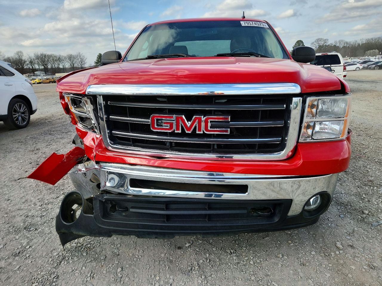 2013 GMC Sierra