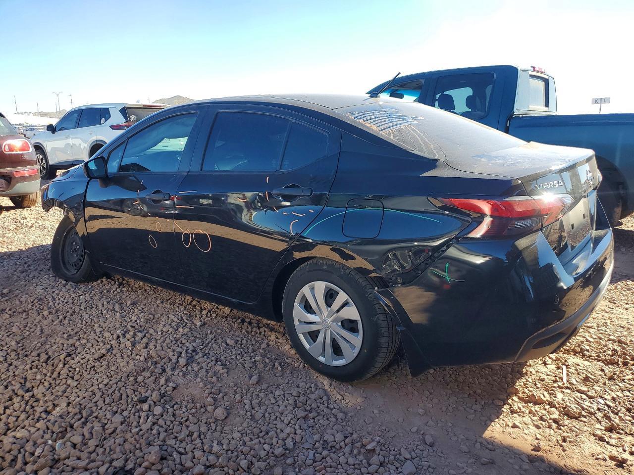 2020 NISSAN VERSA