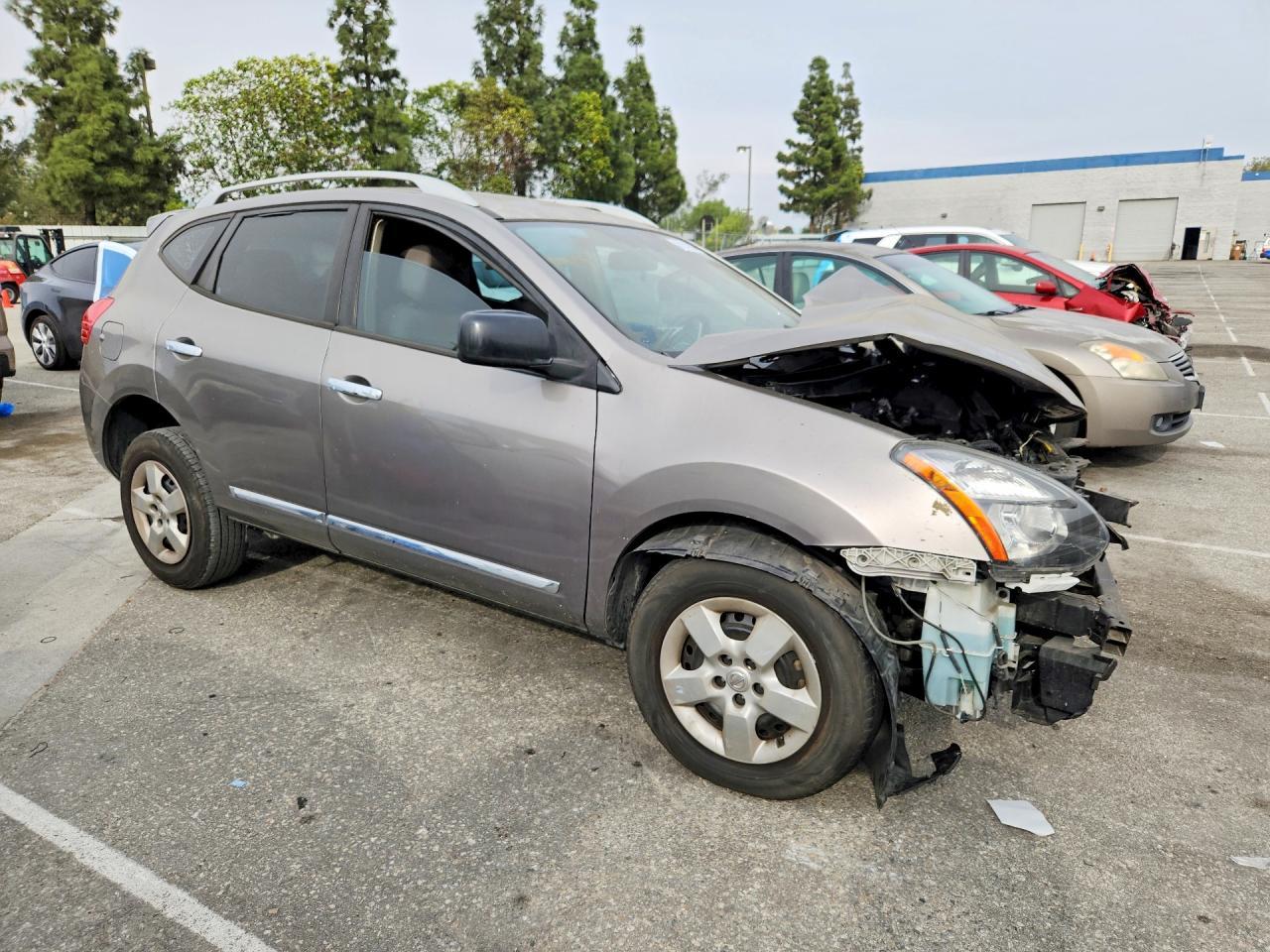 2015 NISSAN ROGUE