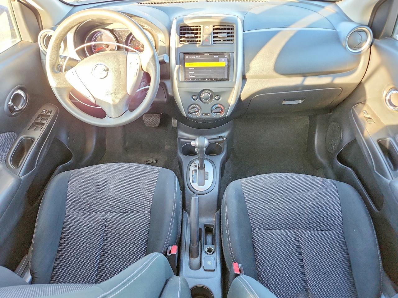 2016 NISSAN VERSA