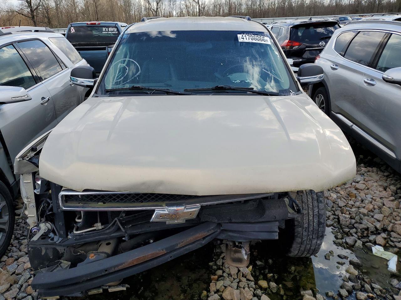 2010 CHEVROLET Suburban