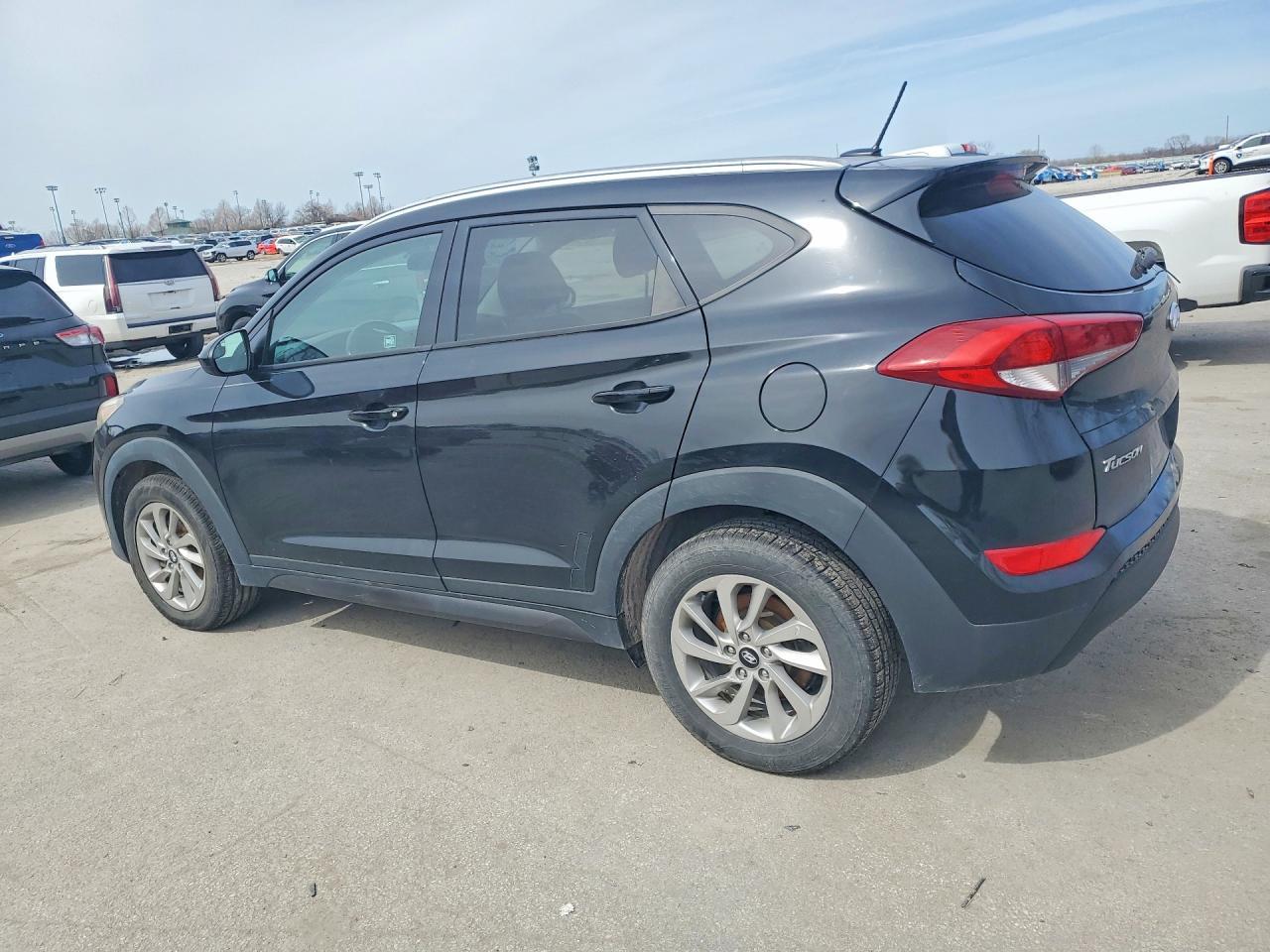 2016 HYUNDAI TUCSON