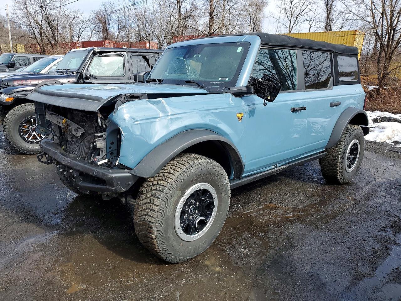 2022 FORD Bronco
