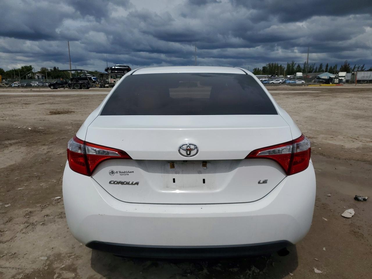 2016 TOYOTA COROLLA