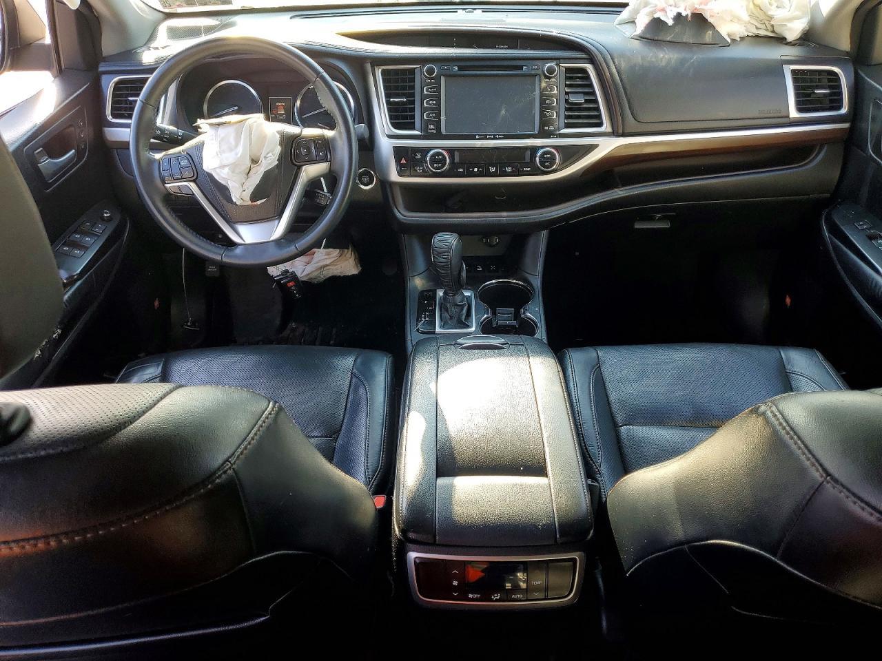 2016 TOYOTA HIGHLANDER
