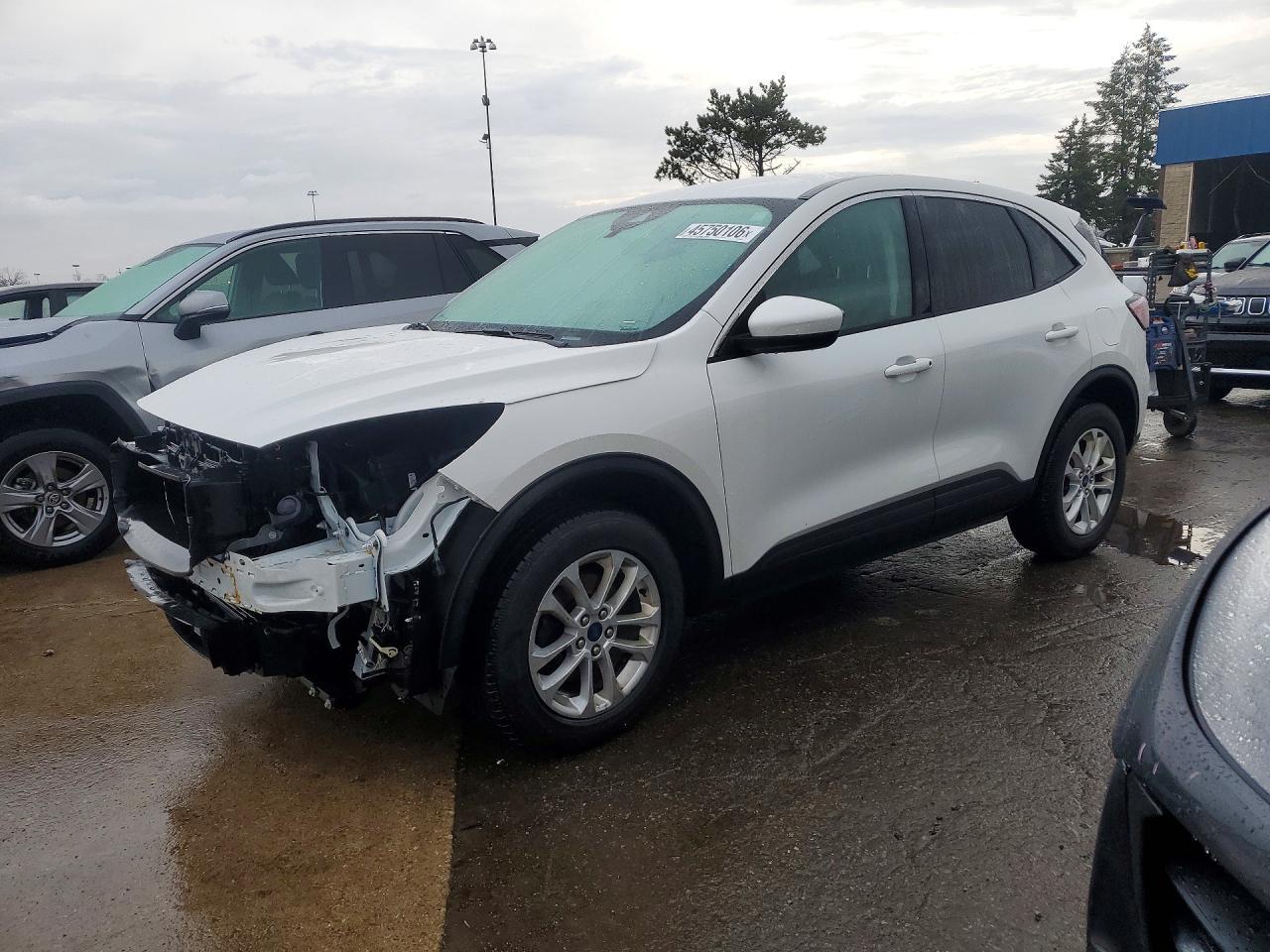 2021 FORD ESCAPE