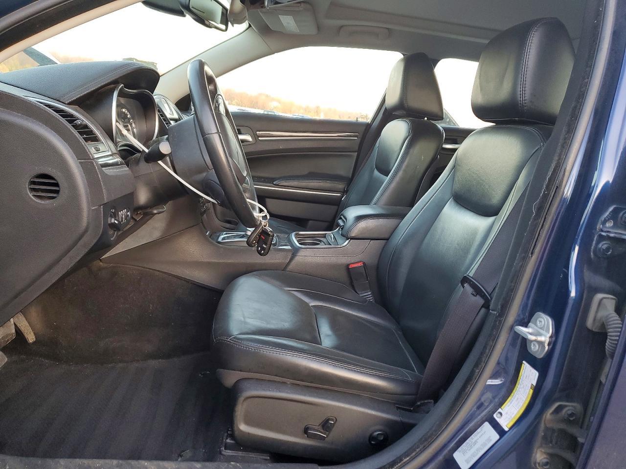 2016 CHRYSLER 300