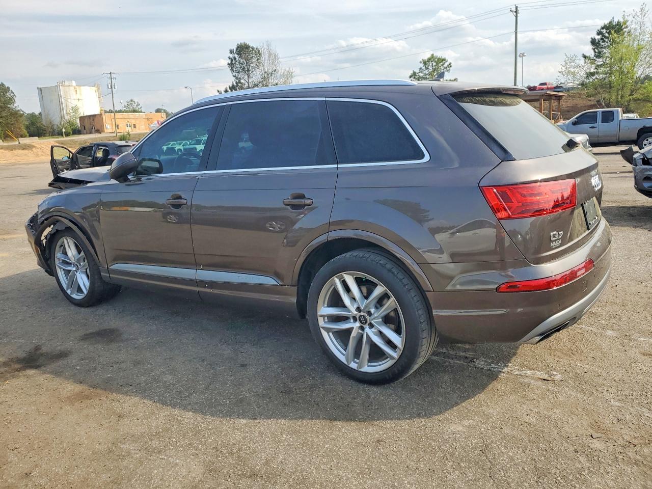 2017 AUDI Q7