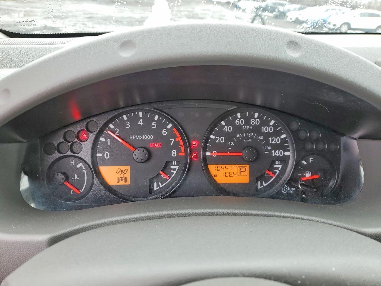 2012 NISSAN Frontier