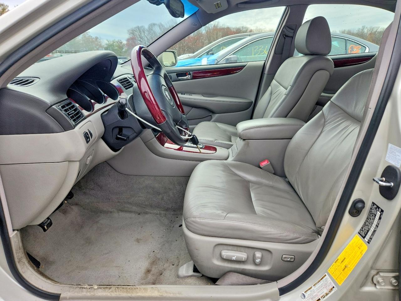 2004 LEXUS ES 330