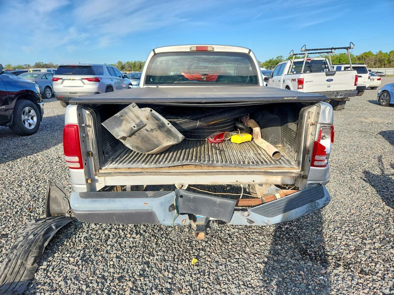 2004 DODGE Dakota