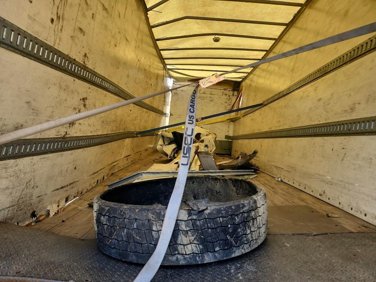 2013 FREIGHTLINER M2 106