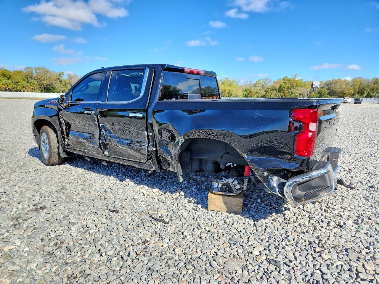 2024 CHEVROLET Silverado