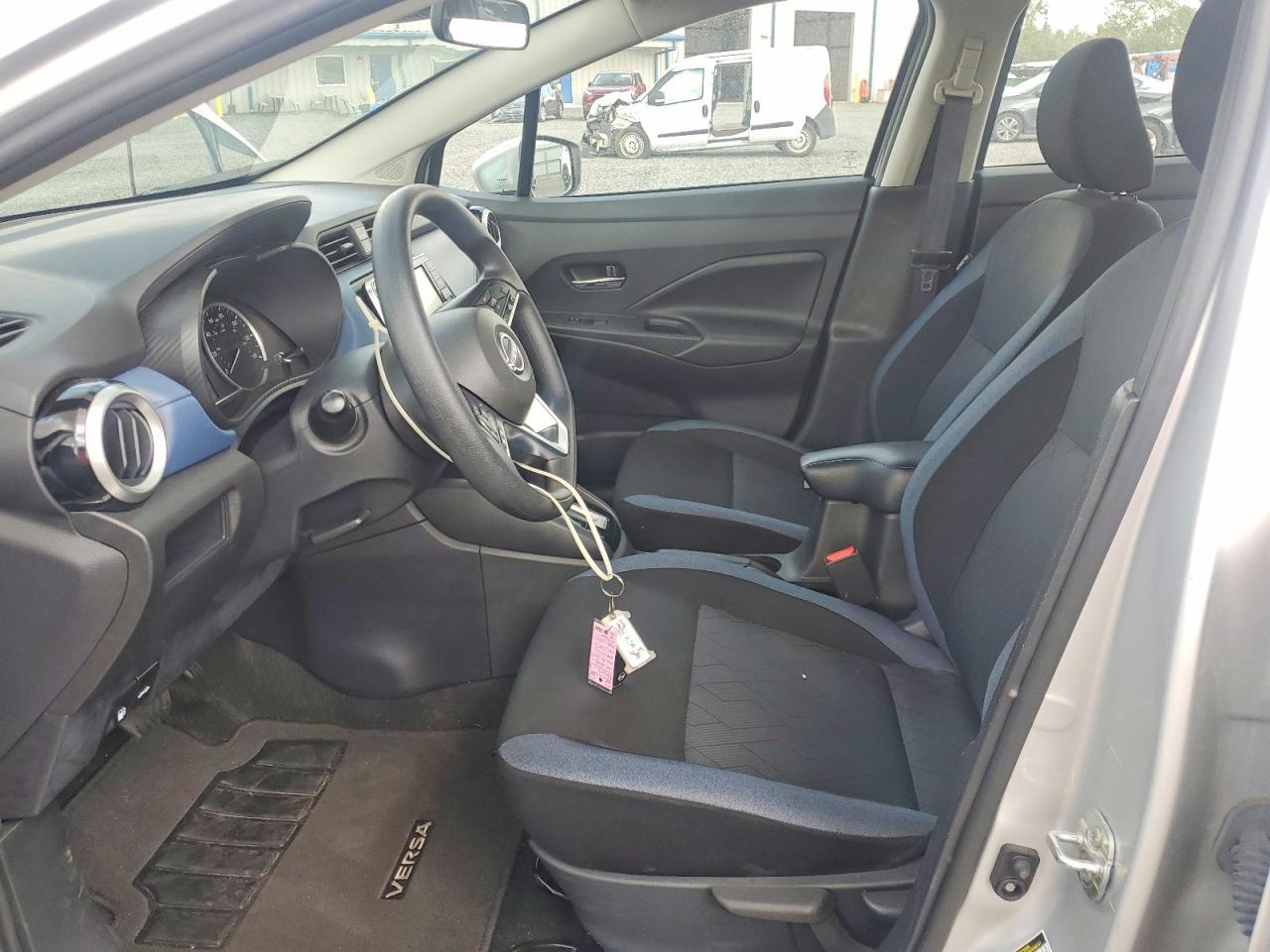 2025 NISSAN VERSA