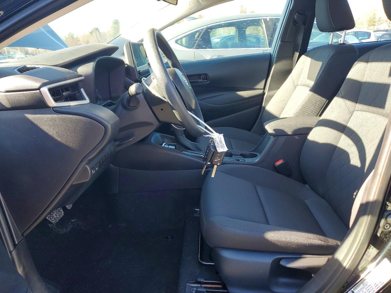 2025 TOYOTA COROLLA