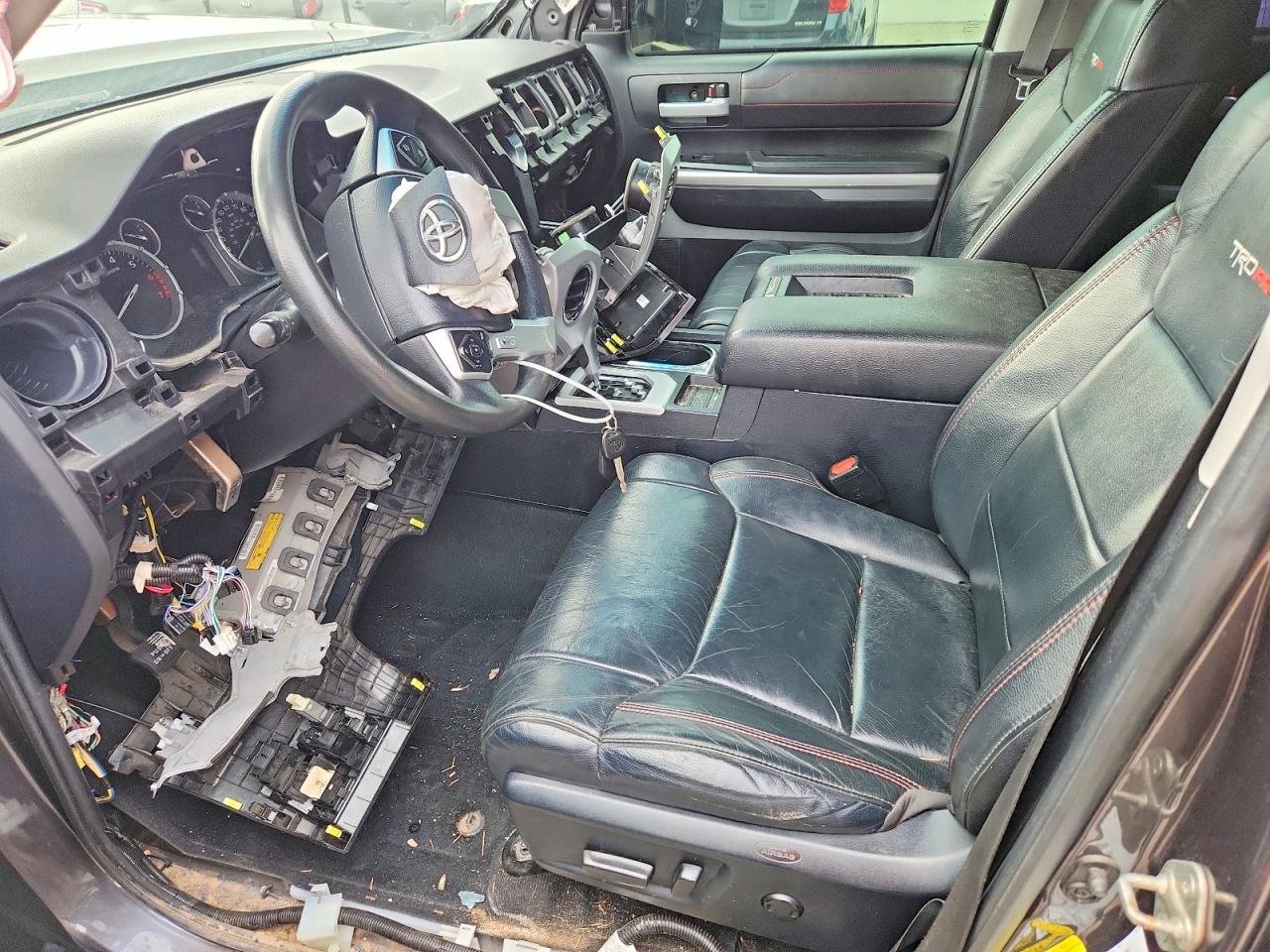 2016 TOYOTA TUNDRA