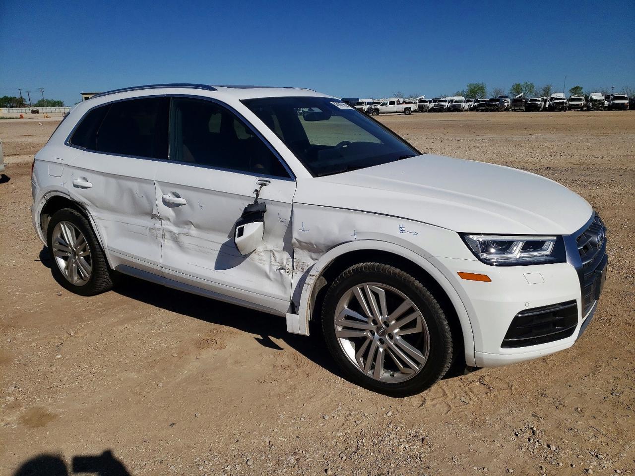 2018 AUDI Q5