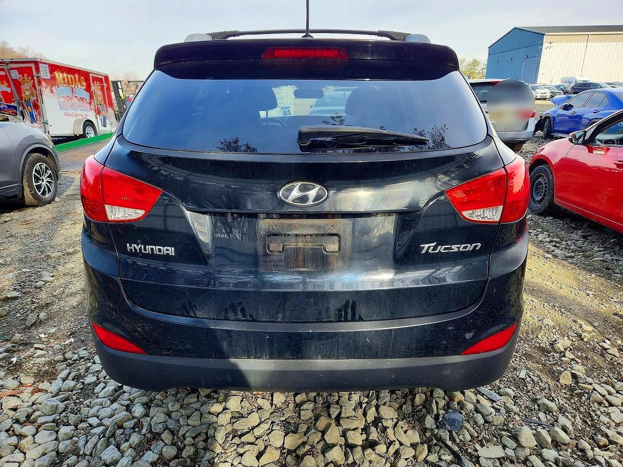 2011 HYUNDAI TUCSON