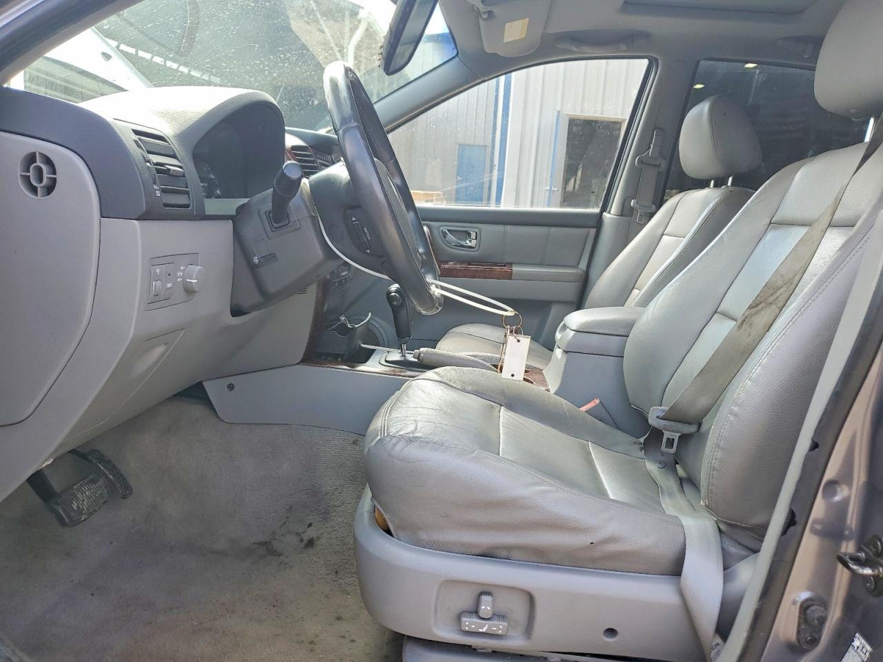 2005 KIA SORENTO