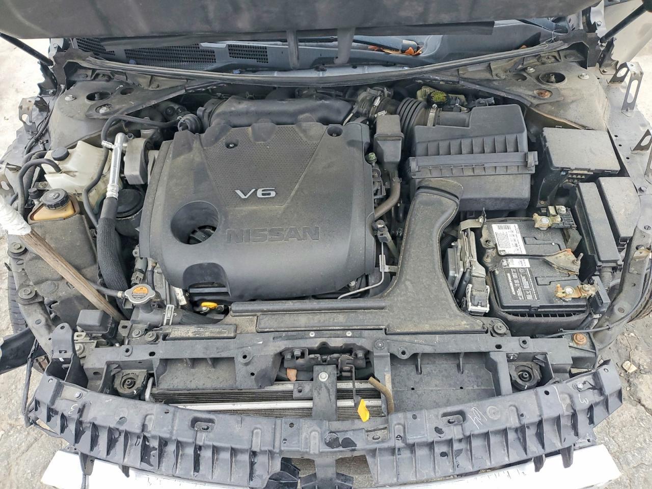 2016 NISSAN Maxima