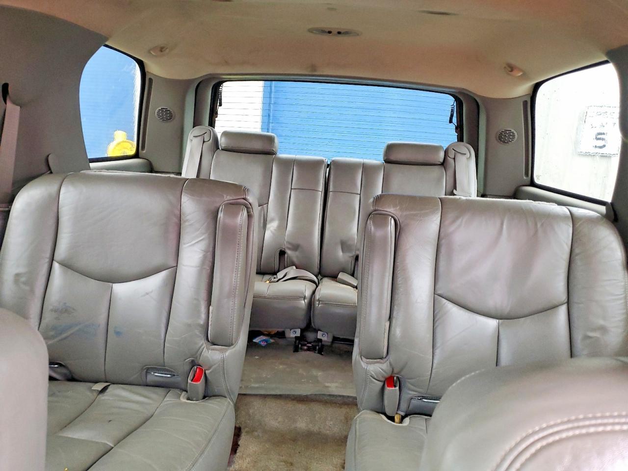2003 CHEVROLET Tahoe