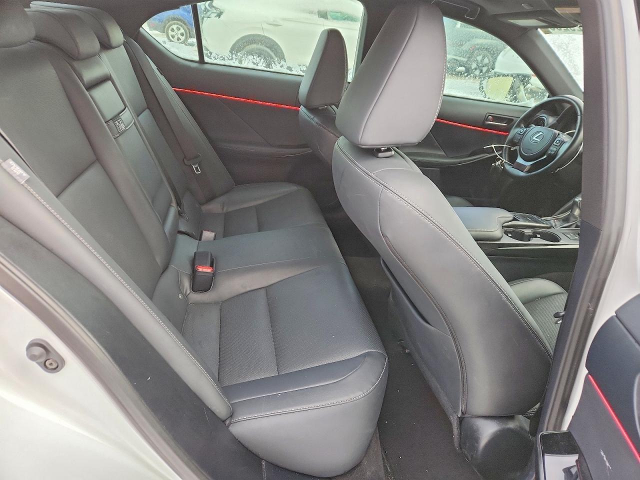 2023 LEXUS IS 300