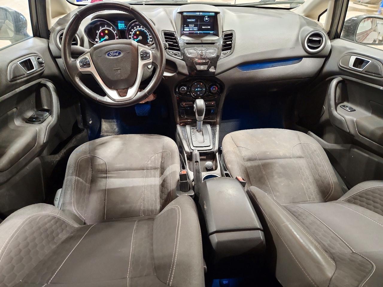 2014 FORD Fiesta