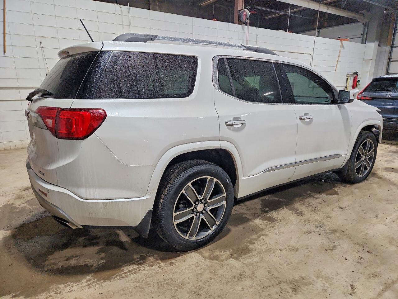 2017 GMC ACADIA