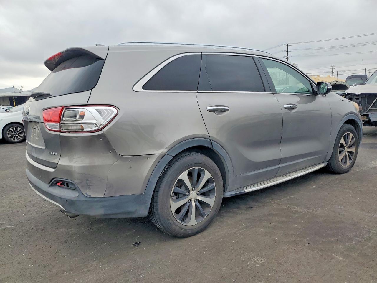 2016 KIA SORENTO