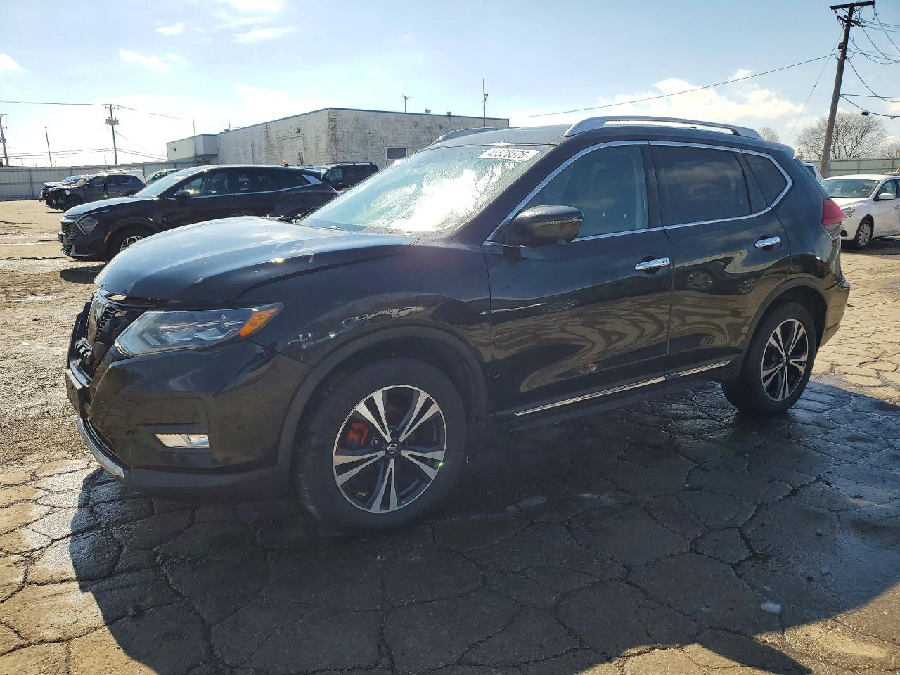2017 NISSAN ROGUE