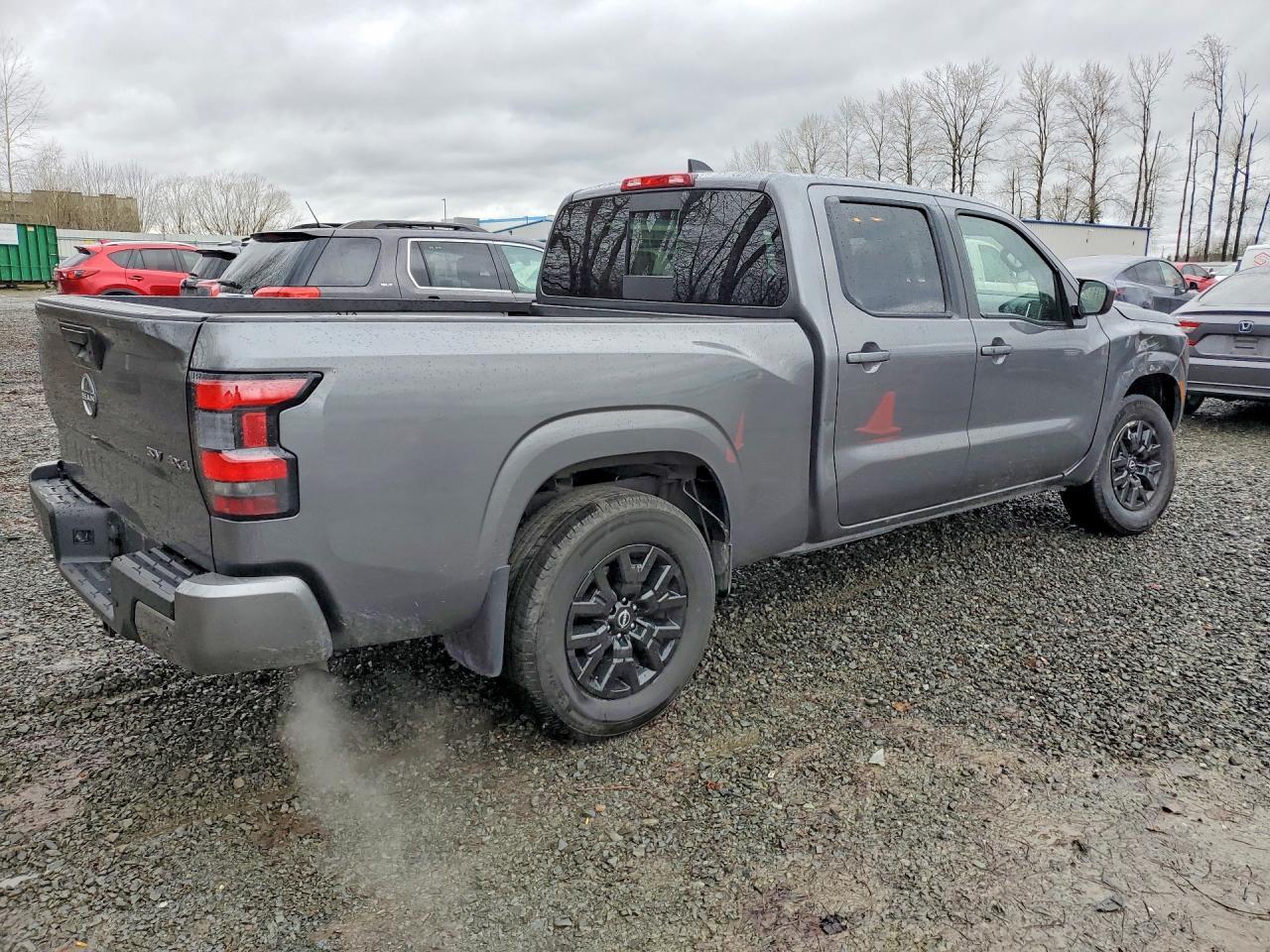 2024 NISSAN Frontier