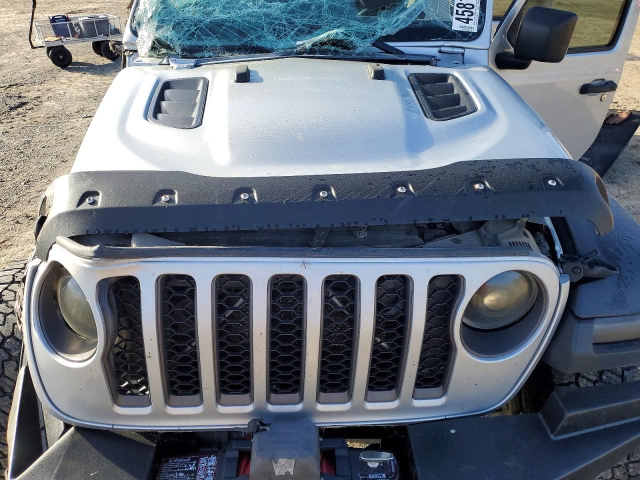 2022 JEEP Gladiator