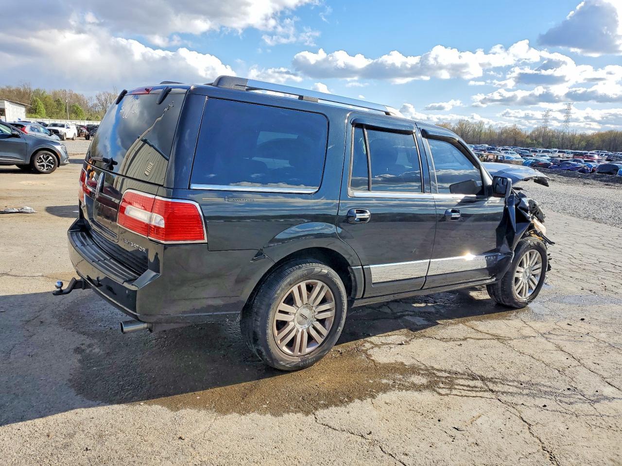 2013 LINCOLN Navigator