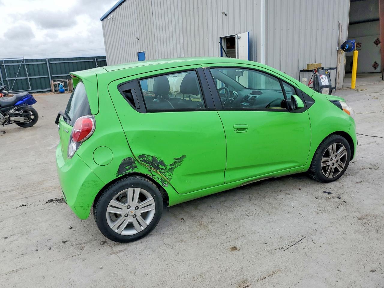 2015 CHEVROLET Spark