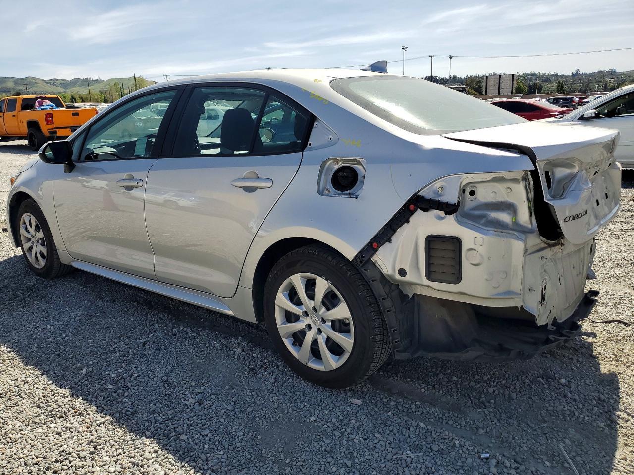 2021 TOYOTA COROLLA