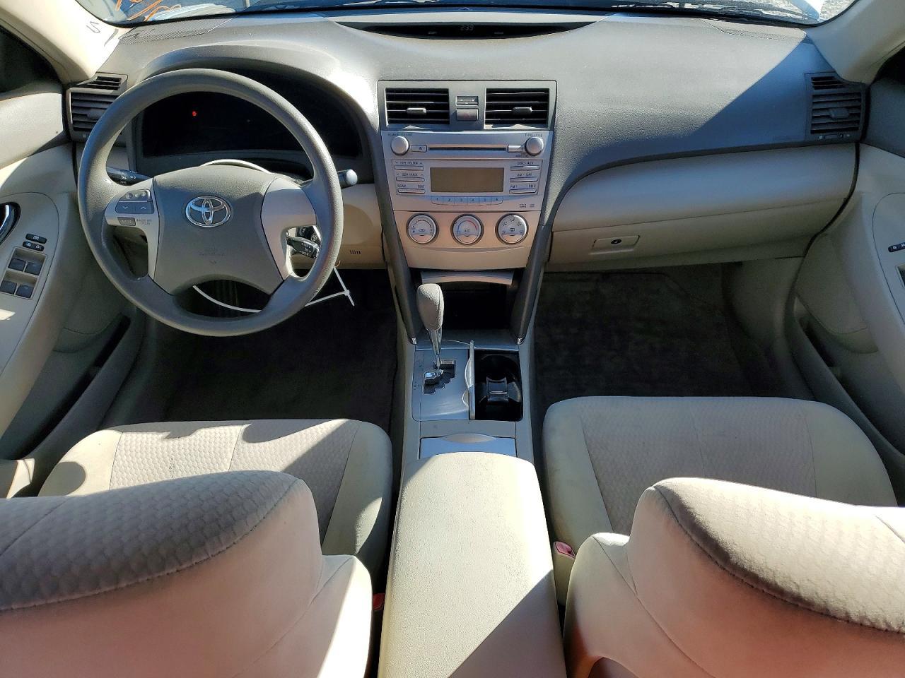 2011 TOYOTA CAMRY