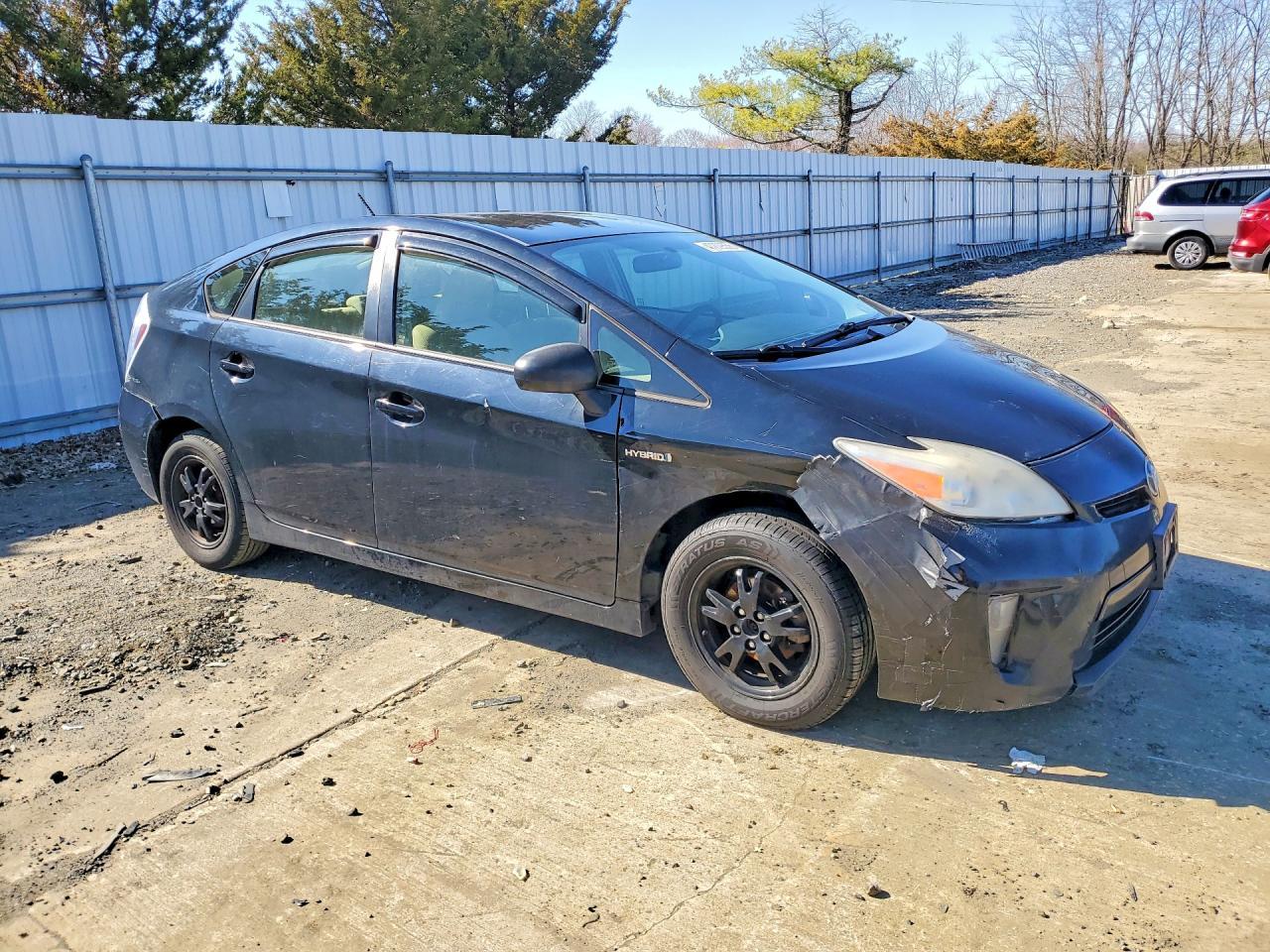 2013 TOYOTA PRIUS