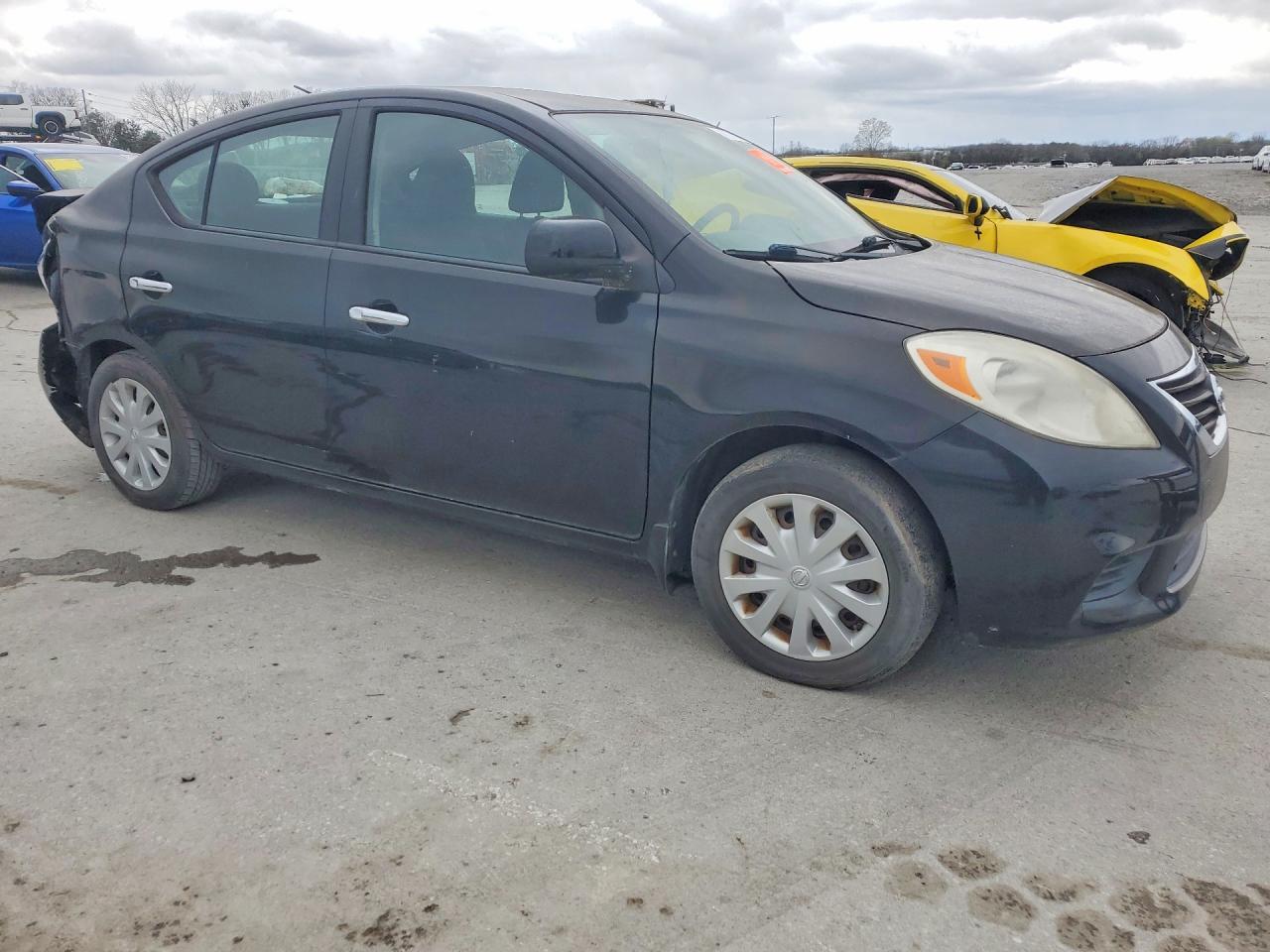 2012 NISSAN VERSA