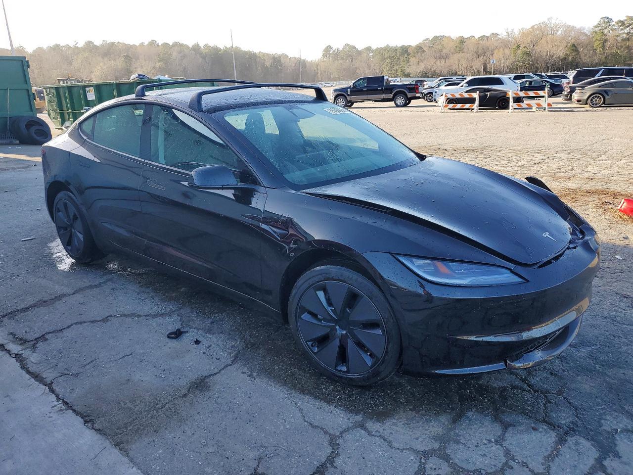 2025 TESLA MODEL 3