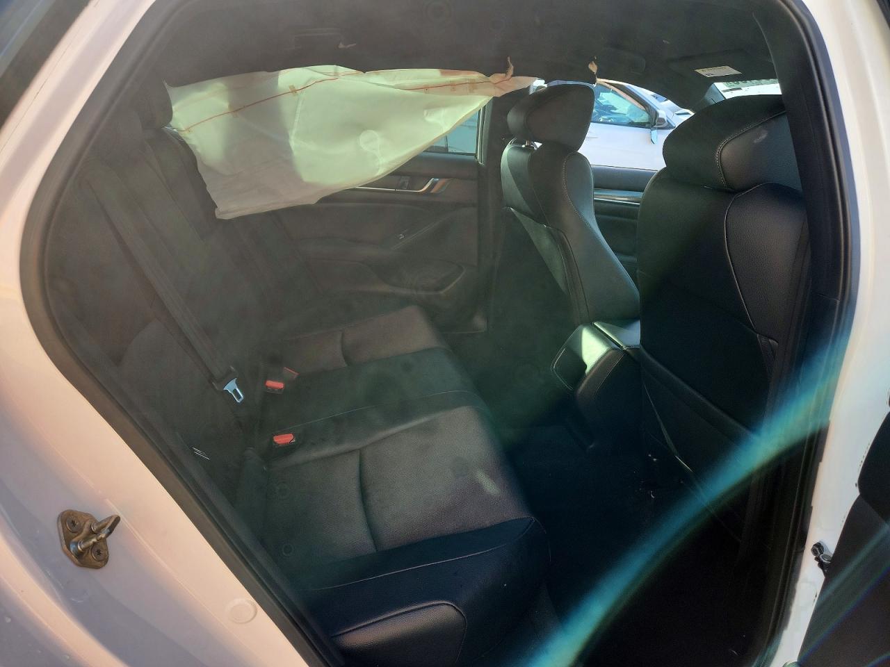 2019 HONDA ACCORD