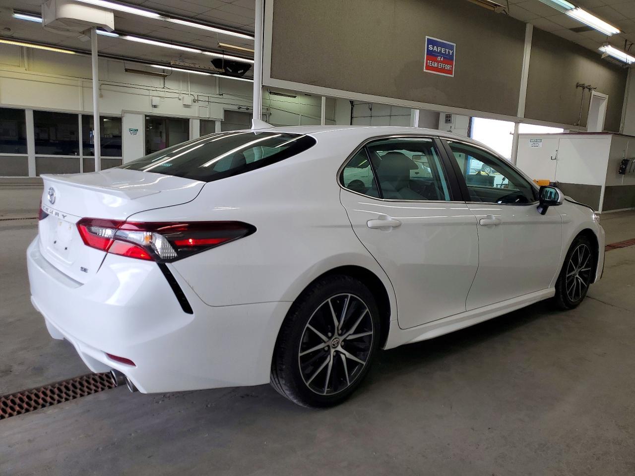 2023 TOYOTA CAMRY