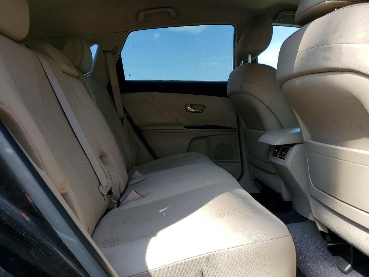 2010 TOYOTA VENZA