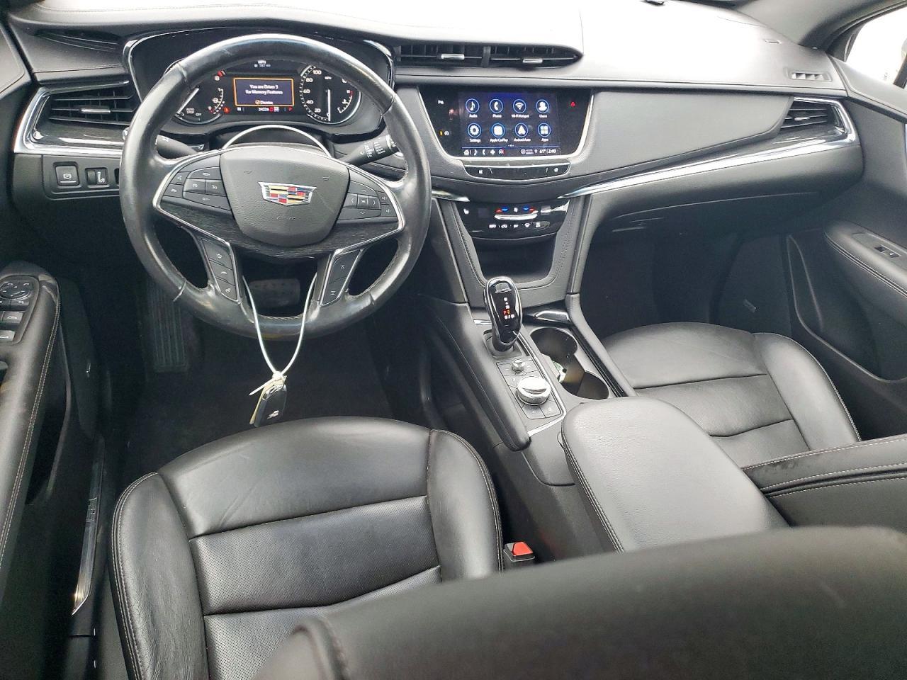 2022 CADILLAC XT5